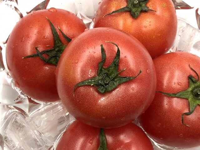 トマトの選び方 スーパーで即実践できる美味しいトマトの見分け方 桜梅桃李